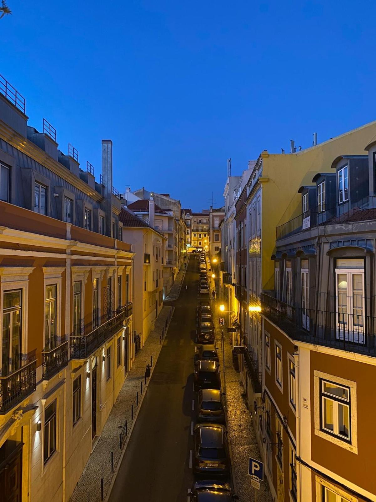 Principe Real Trendy Apt- Great Views & River Apartamento